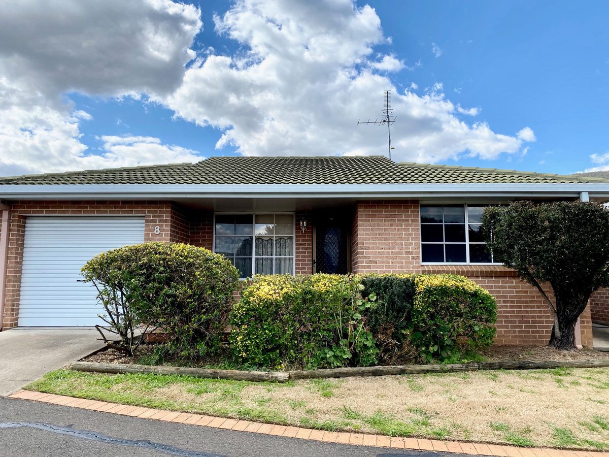 8 / 157 Carthage Street , Tamworth First National Real Estate Tamworth