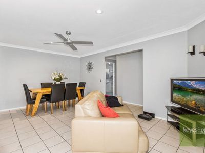 4 Finlay Court, Kirwan
