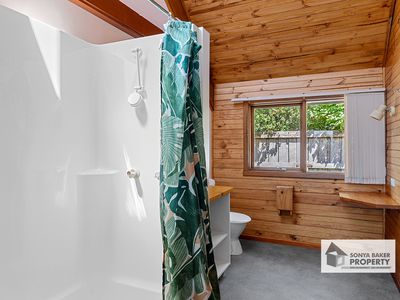 107 Old Bass Highway, Wynyard