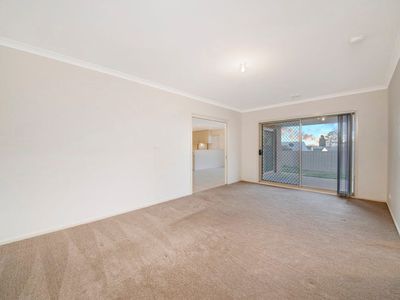 26 McKenna Avenue, Yass