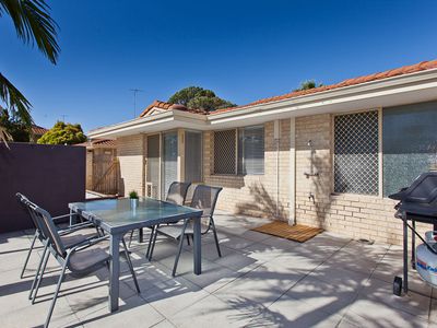 7/76 Corbett Street, Scarborough