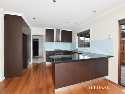 90 Rosehill Road, Keilor East