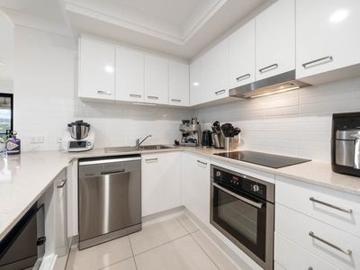 2/17 McInnes Crescent, Glenvale