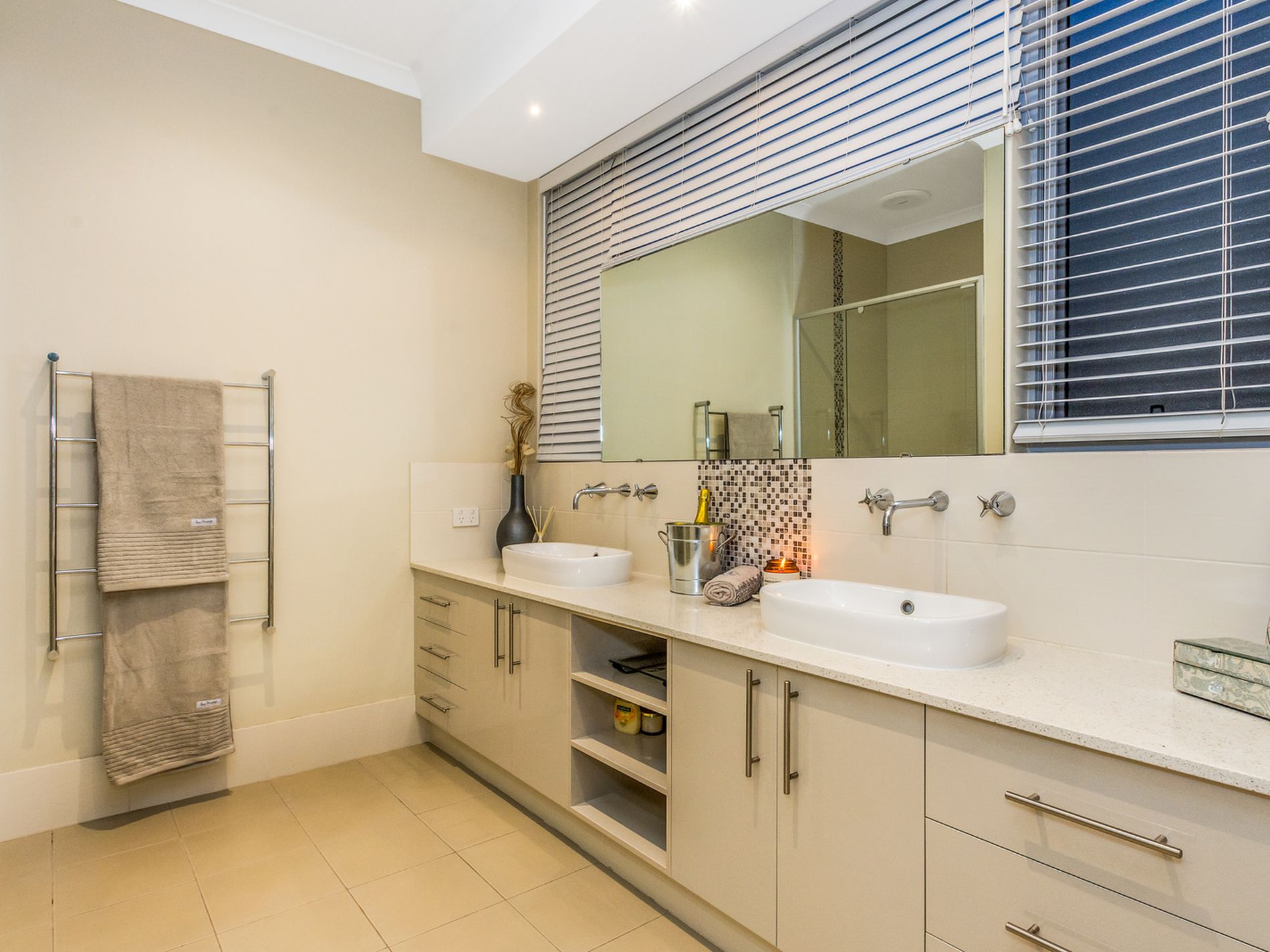 5 Emperor Way, Yanchep