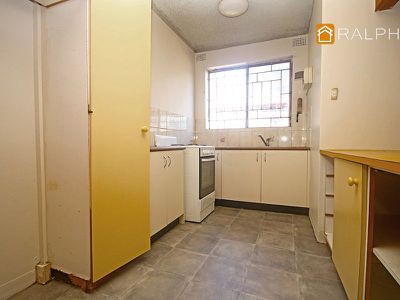 2 / 81 Hampden Road, Lakemba