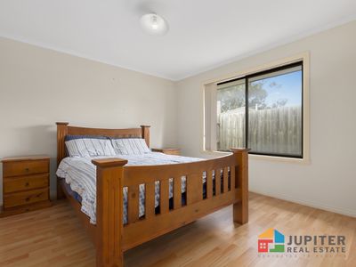 2 / 26 Kelvin Grove, Werribee