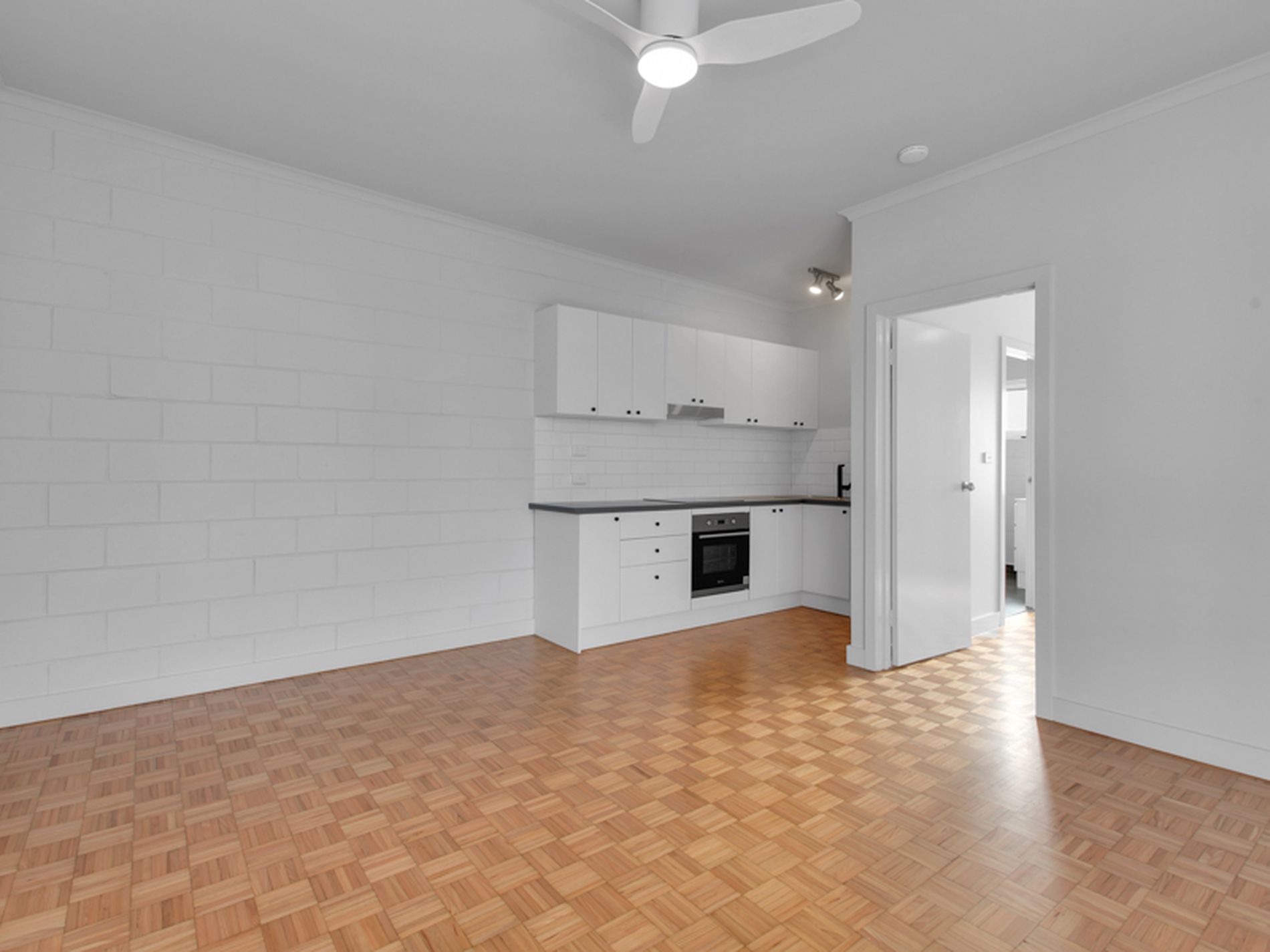 9 / 31 Dover Road, Williamstown