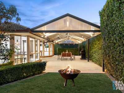 7 Vezelay Court, Narre Warren South