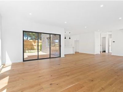 2 / 34 Peter Street, Box Hill North
