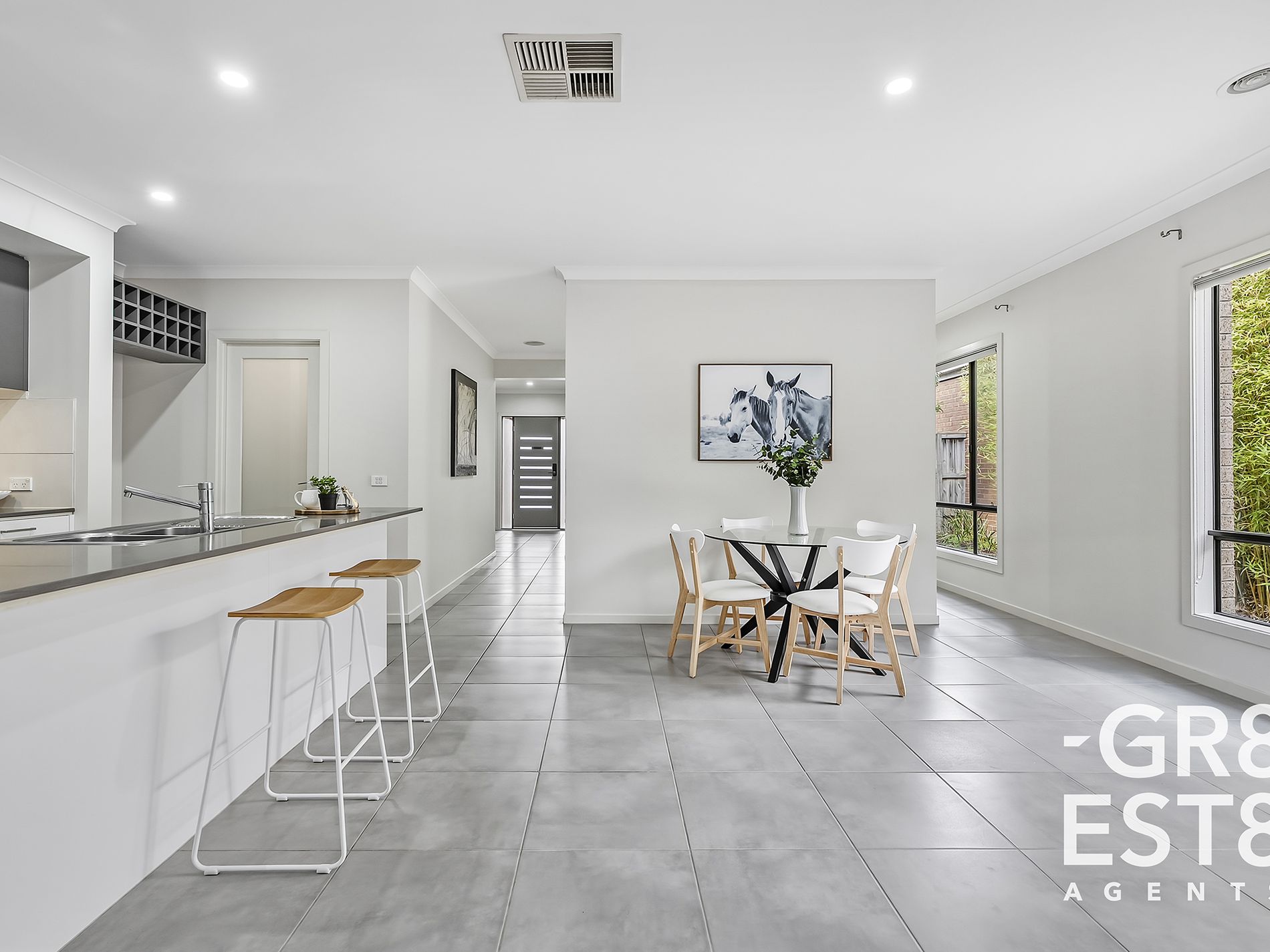 8 John Russell road, Cranbourne West