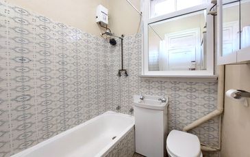 1 / 131 Alison Rd, Randwick
