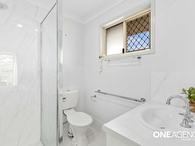 6 Arlington Court, Kawungan