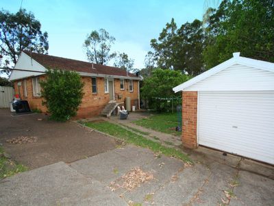 90 South Liverpool Road, Heckenberg