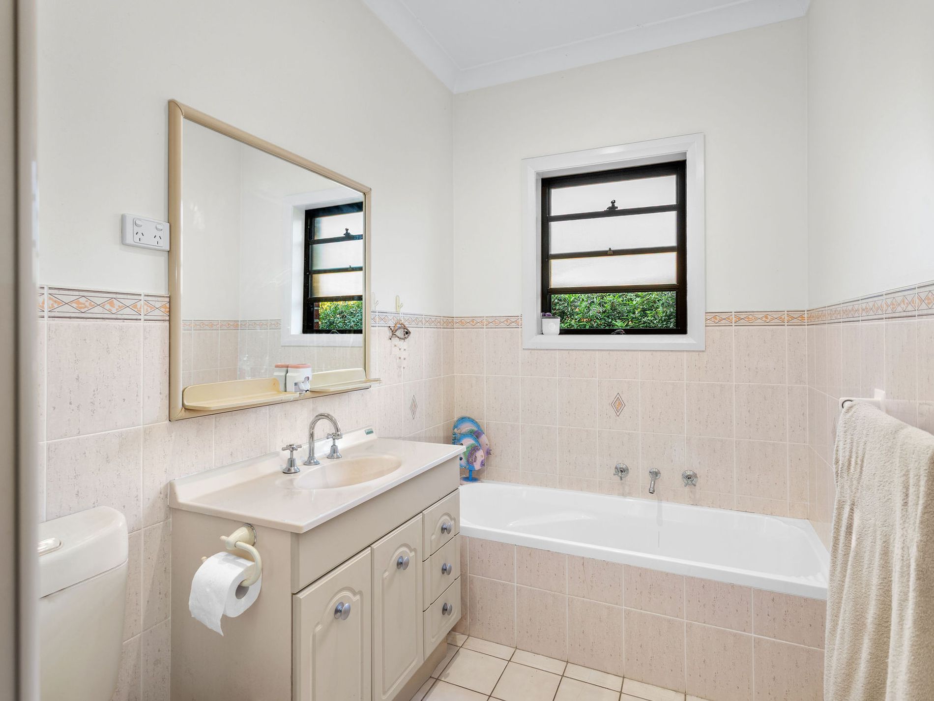 22 / 2 Breese Parade, Forster