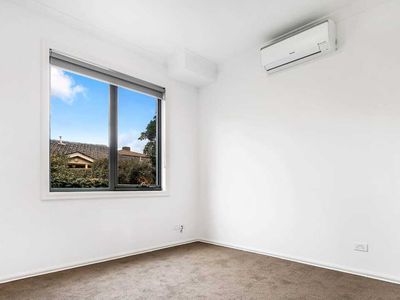 2 / 4 Fortune Street, Box Hill North