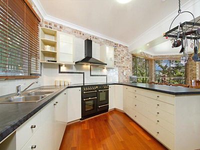4 Knox Court, Rochedale South