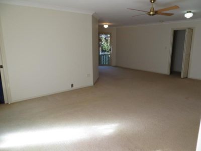 1 / 17 Acacia Avenue, Gwynneville