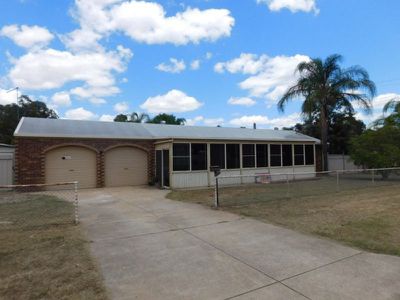 27 Fairway Drive, Nanango