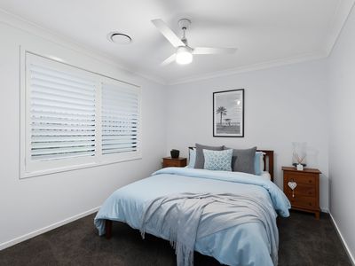 6 Demby Crescent, Wakerley