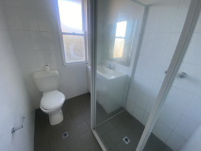 27 St Johns Street, Busby