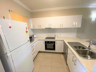 101 / 2-8 Centenary Close, Manoora