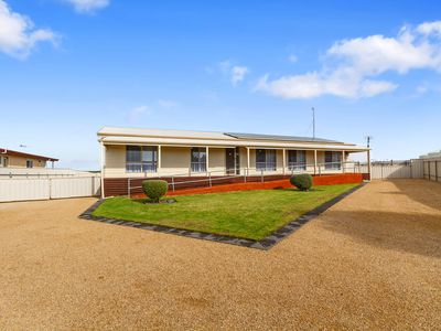 9 Clipper Court, Point Turton