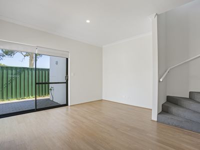 1 / 13 Coolbellup Avenue, Coolbellup