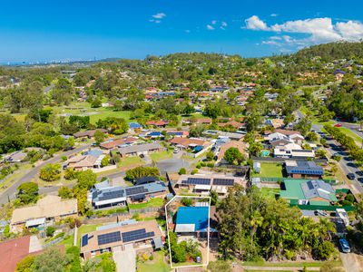 2 / 3 Gable Street, Oxenford