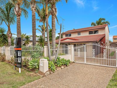 32 Peterborough Avenue, Lake Illawarra