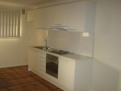 3 / 8 Grafton Street, Figtree