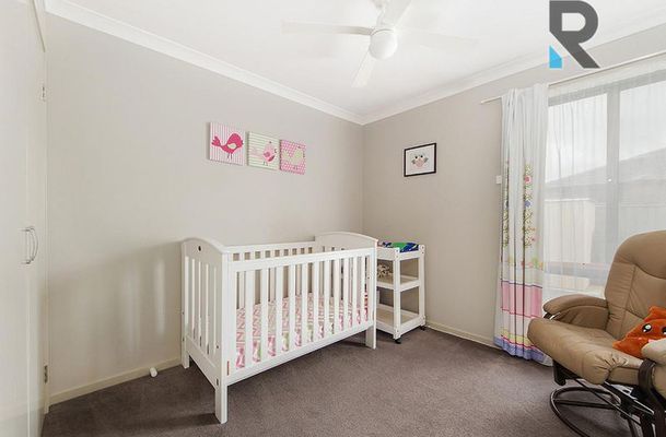 83 Greenvale Gardens Boulevard, Greenvale