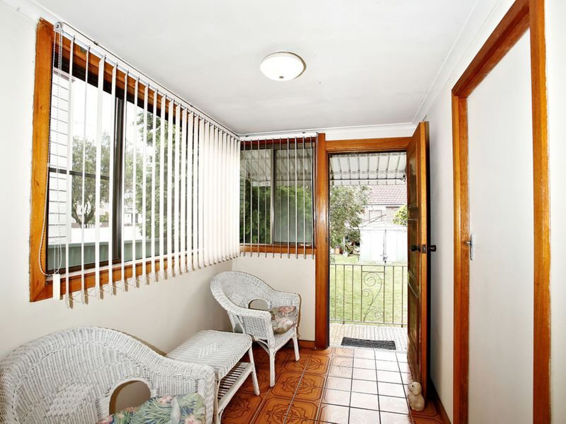 94 King Street, Mascot