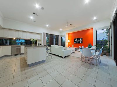 4 Hepburn Close, Wakerley