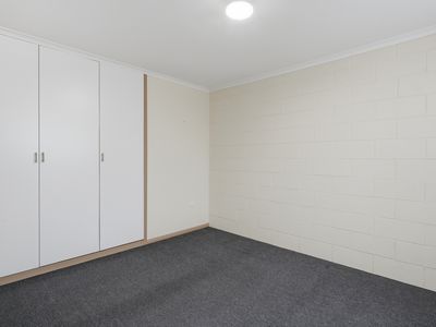 3 / 39 Sorell Street, George Town