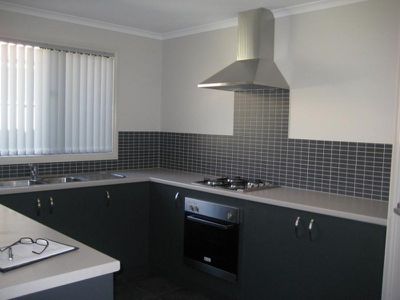 16B Knox Way, Newman