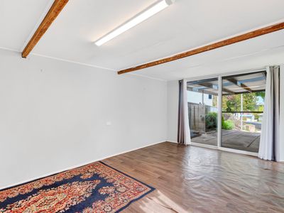 70 Spring Street, Crookwell