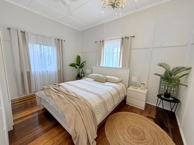 15 HIGH STREET, Atherton