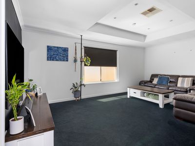 14 Butterfly Street, Piccadilly