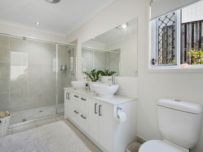 16 Black Teak Court, Brookwater