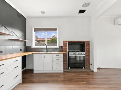 26 Valentine Crescent, Sale