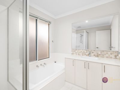 57 Keehner Entrance, Martin