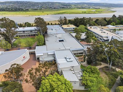 B1 / 75 Newnham Drive, Newnham