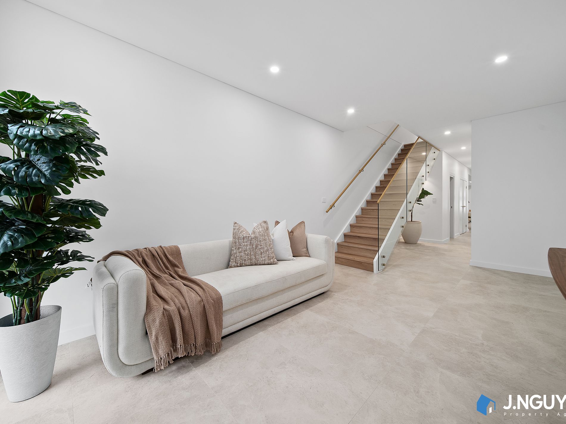 10a Foxlow Street, Canley Heights