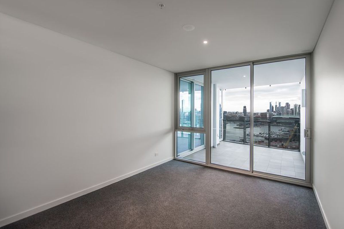 2303 / 81 South Wharf Drive, Docklands