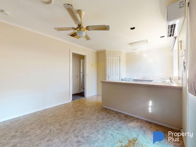 4 Lockwood Mews , Kangaroo Flat