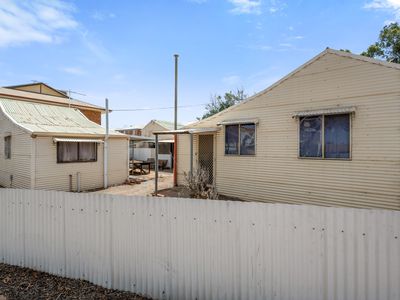 10 Hanbury Street, Kalgoorlie