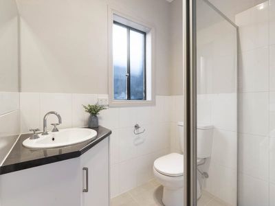 3B Southern Terrace, Holden Hill