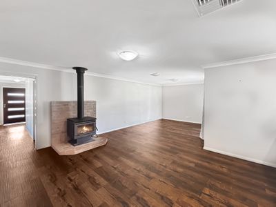 76 Catherine Drive, Dubbo