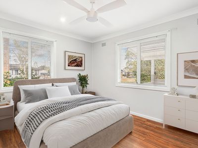 42 Eleebana Crescent, Koonawarra