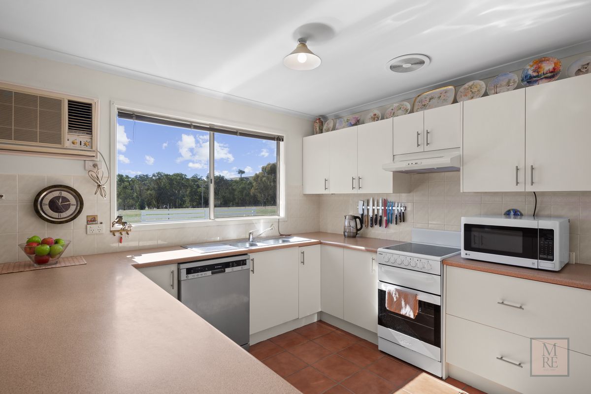 19 Cummins Road, Howes Creek